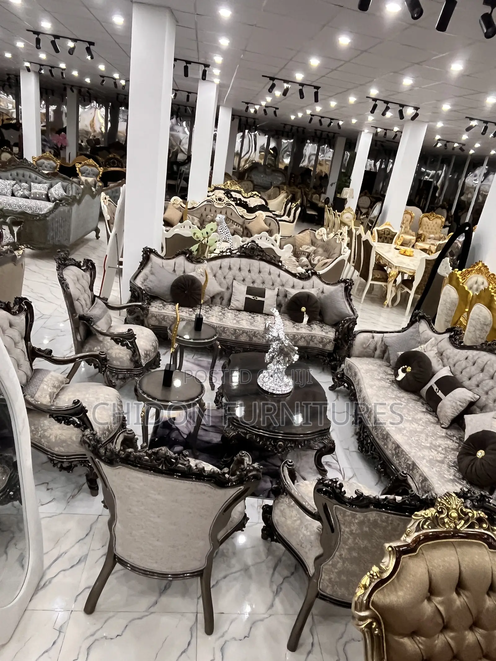 Royal Sofa