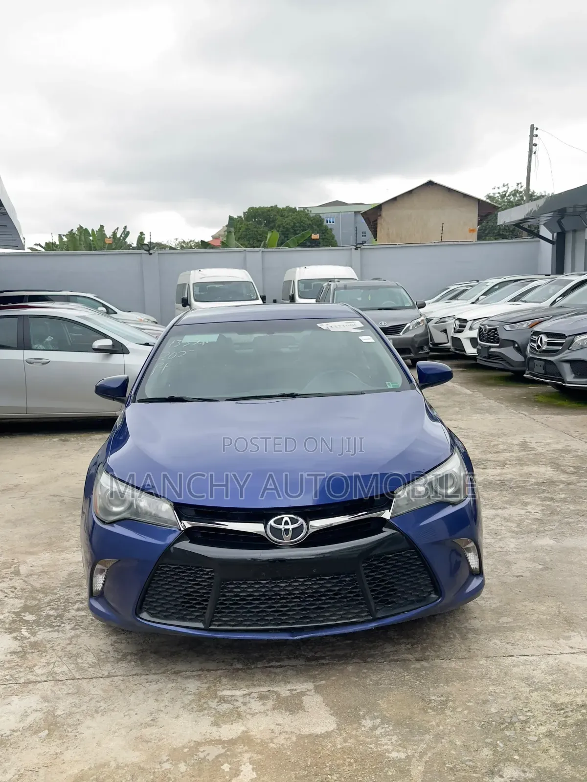 Toyota Camry SE 4dr Sedan (2.5L 4cyl 6A) 2015 Blue