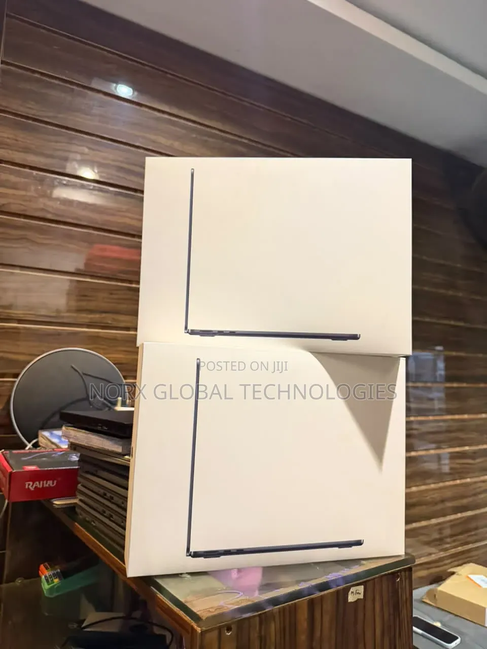 New Laptop Apple MacBook Air 2026 M5 16GB Apple M5 SSD 512GB