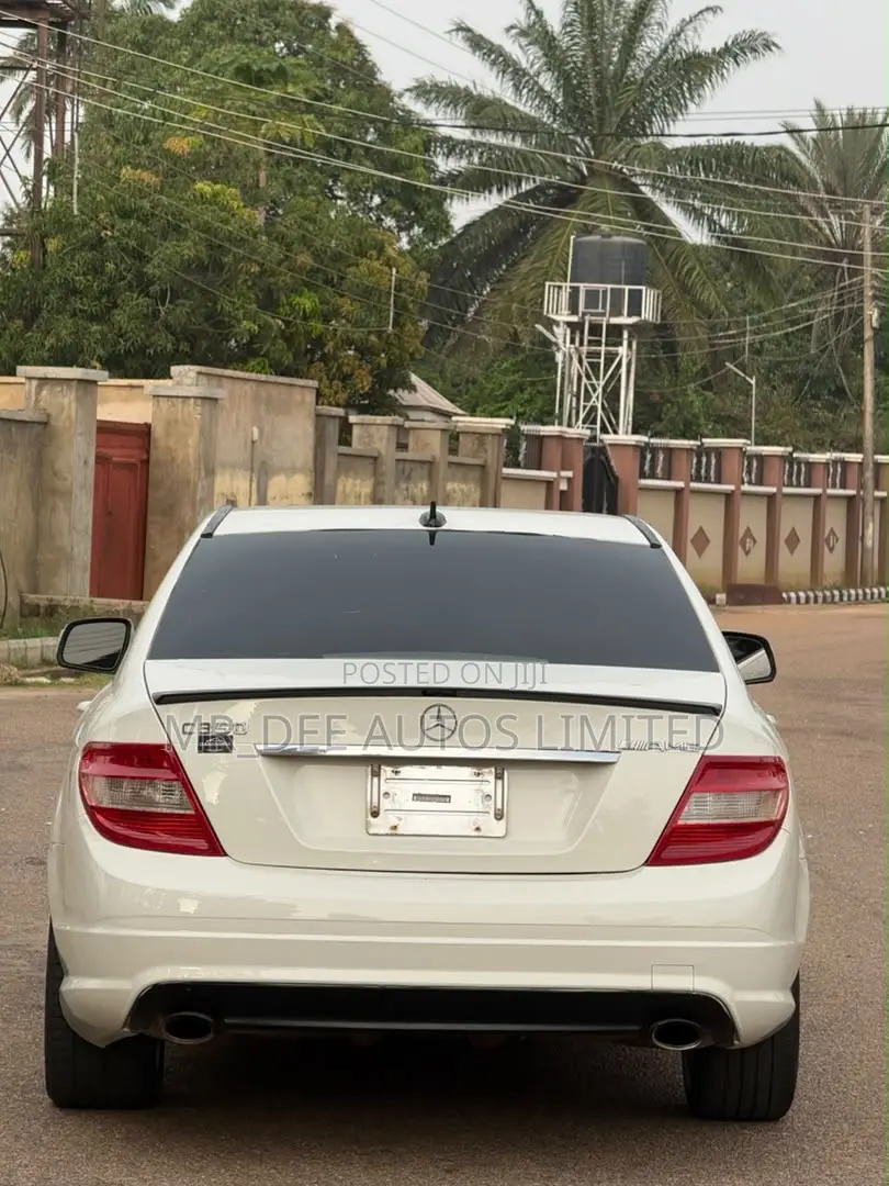 Mercedes-Benz C300 2008 White