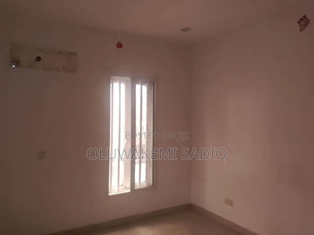 4bdrm Duplex in Ikeja Gra for rent