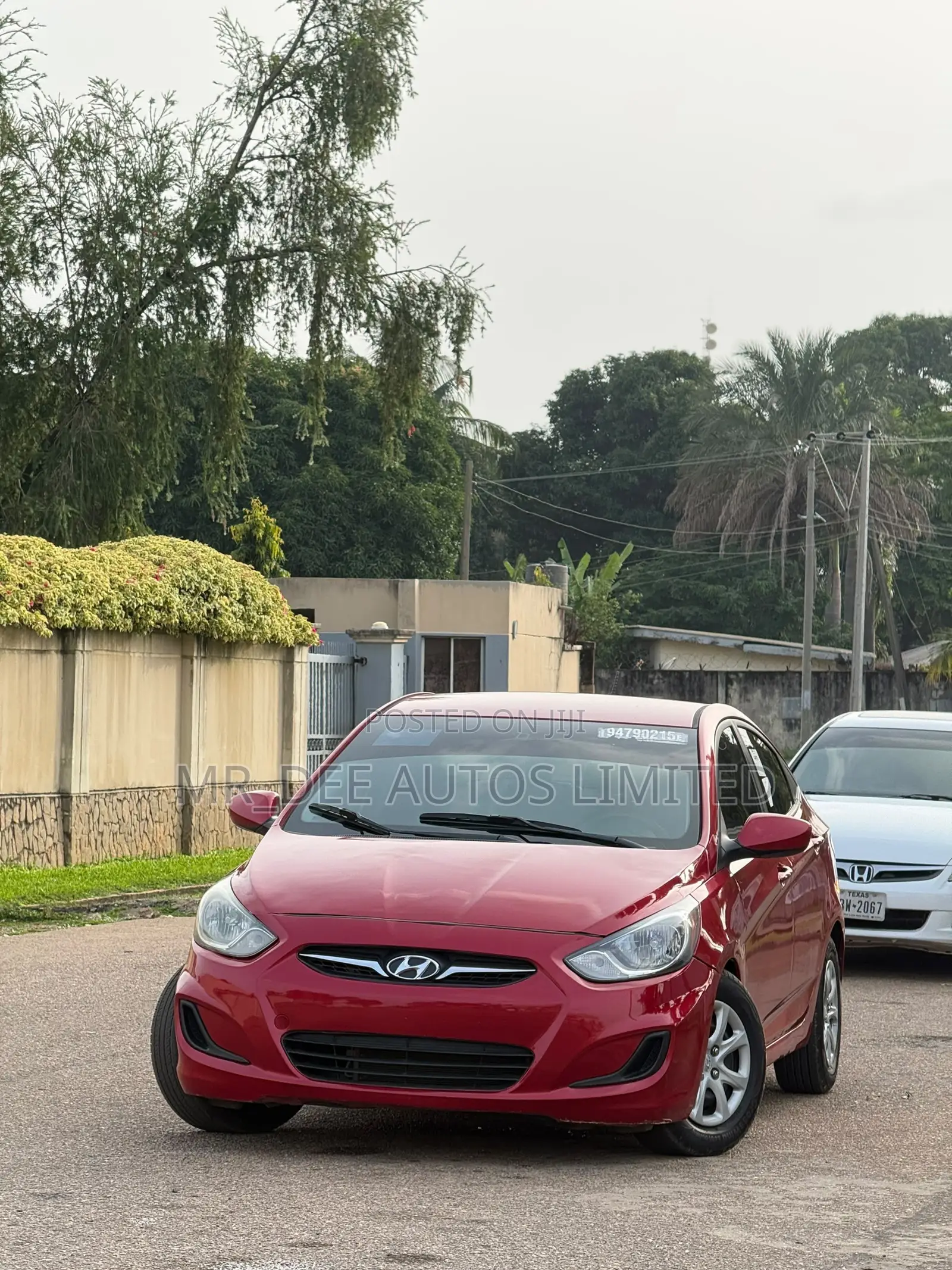Hyundai Accent 2012 Maroon