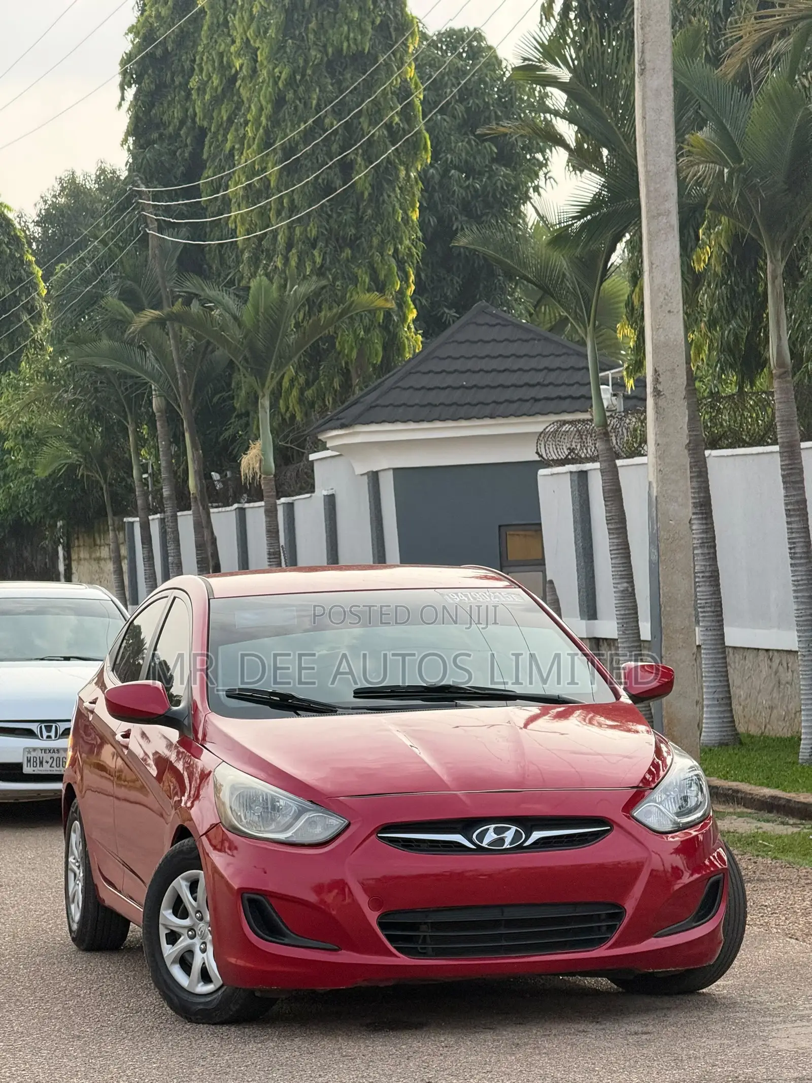 Hyundai Accent 2012 Maroon