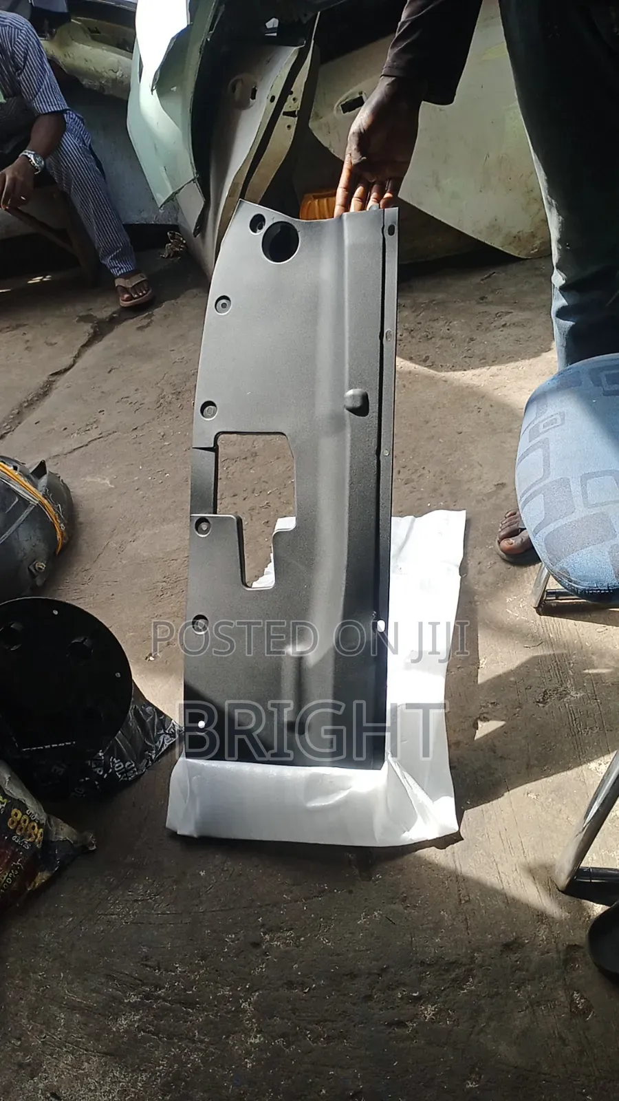 Radiator Top Cover Ford Edge 2020