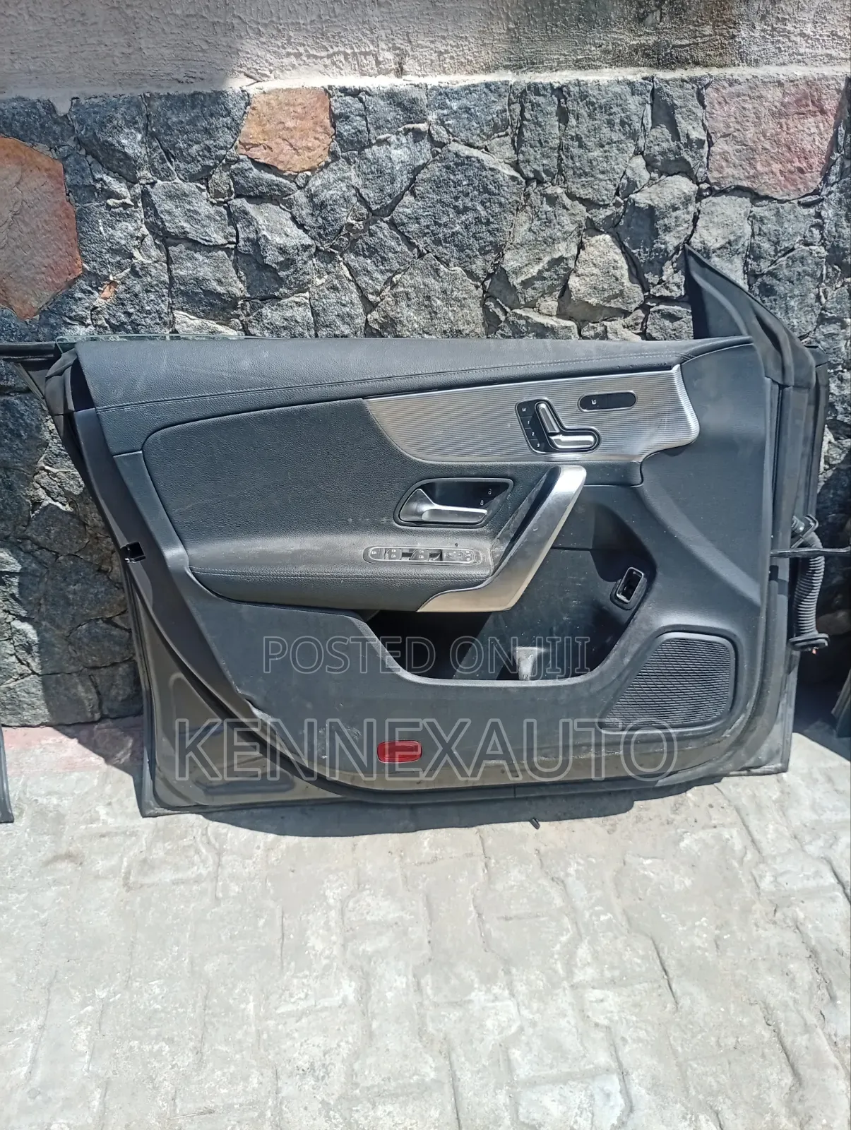 2020/2022/2024 Mercedes-Benz CLA ( W118 ) Doors