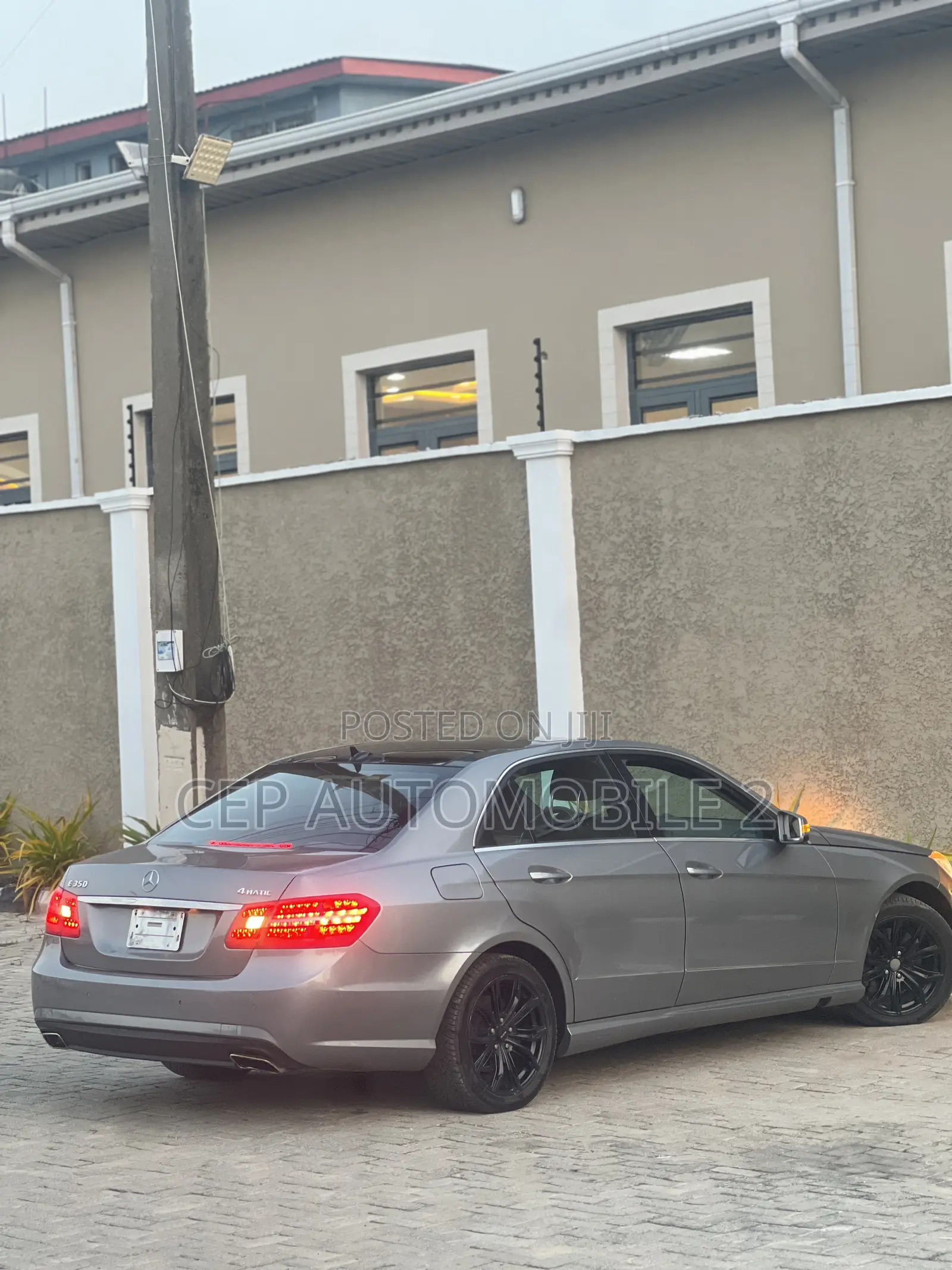 Mercedes-Benz E350 2010 Gray