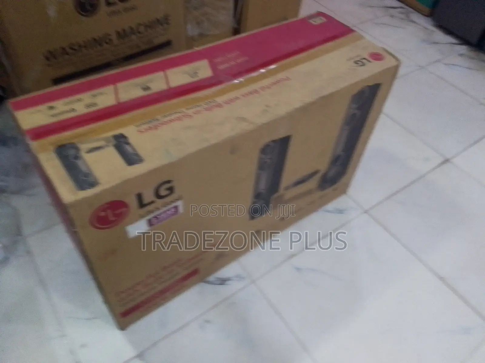 LG 4.2CH 1000W Bluetooth Home Cinema System