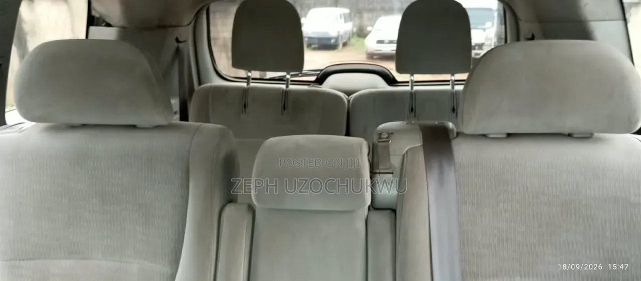 Toyota Highlander SE 2011 White