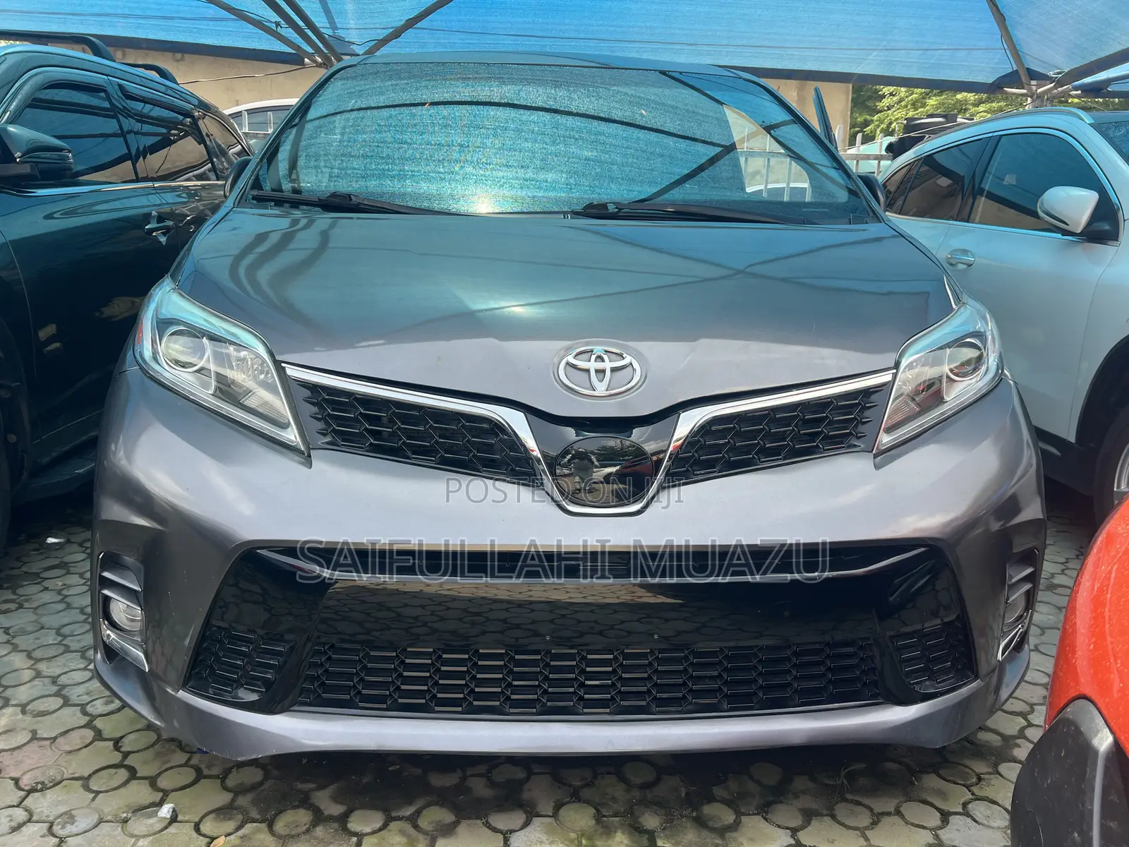 Toyota Sienna 2017 Gray