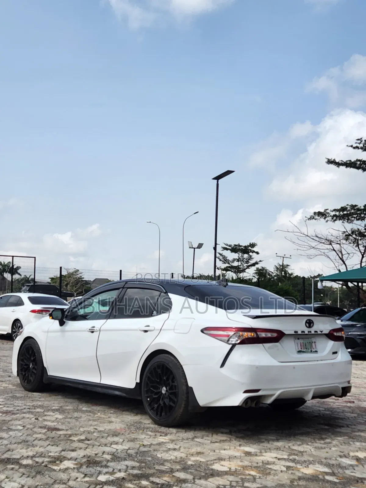 Toyota Camry XSE (2.5L 4cyl 8A) 2019 White