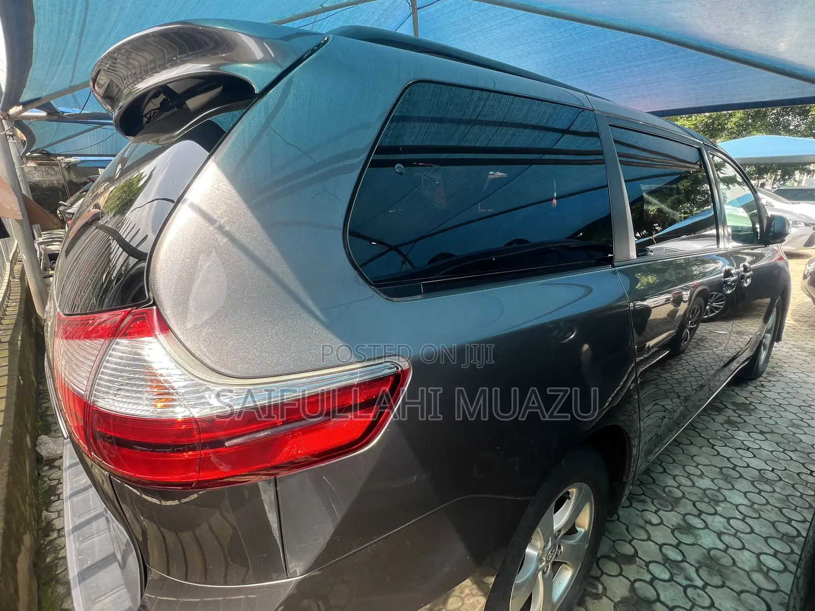 Toyota Sienna 2017 Gray