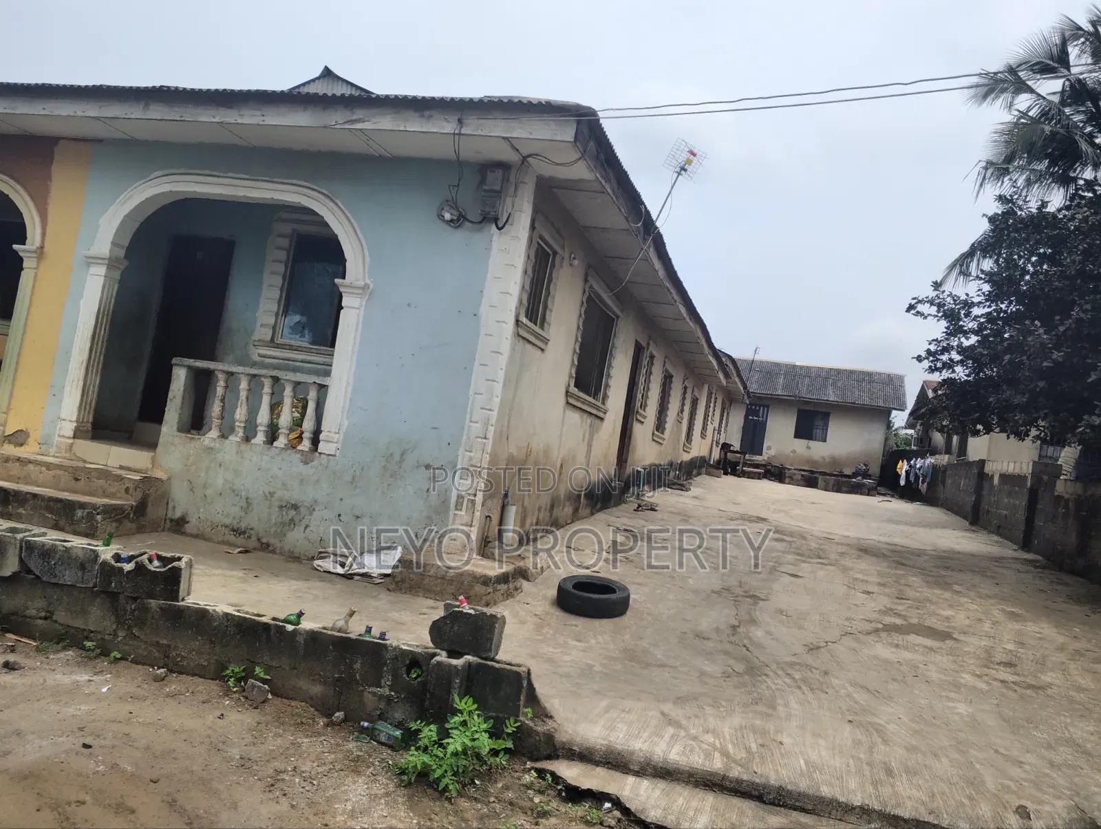 2bdrm Block of Flats in Love Estate Mowonla, Igbogbo for sale