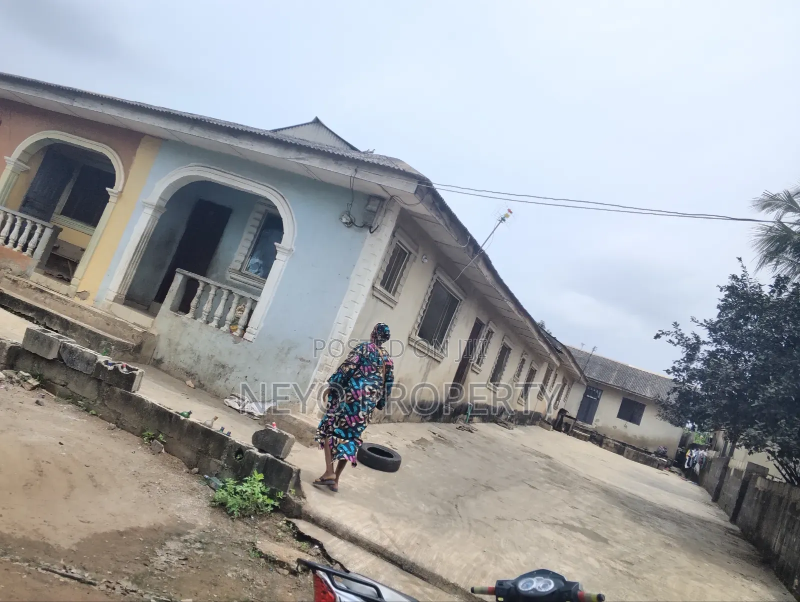 2bdrm Block of Flats in Love Estate Mowonla, Igbogbo for sale