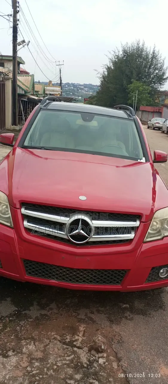 Mercedes-Benz GLK-Class 350 4MATIC 2010 Red