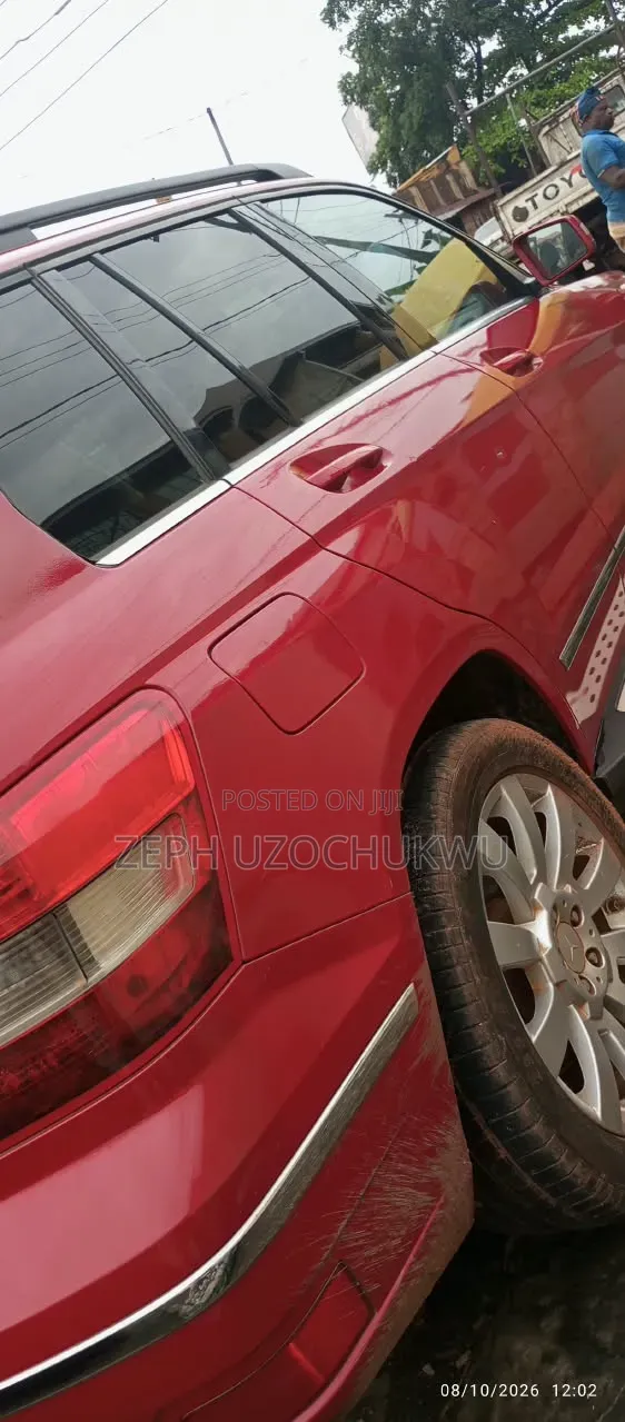Mercedes-Benz GLK-Class 350 4MATIC 2010 Red