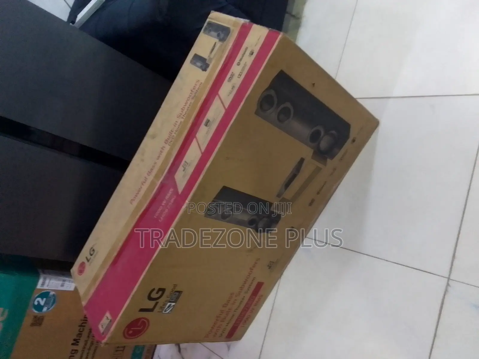 LG 1000W Home Cinema System With Bluetooth Feature