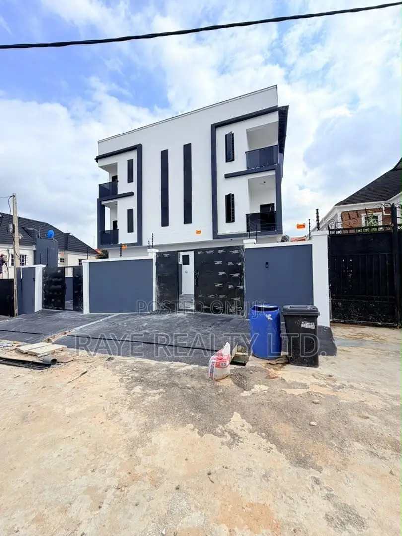 4bdrm Duplex in Magodo for sale