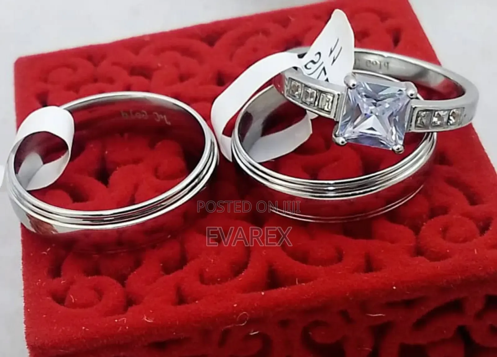 Eva-Silver Wedding/Engagement Ring Plain Set