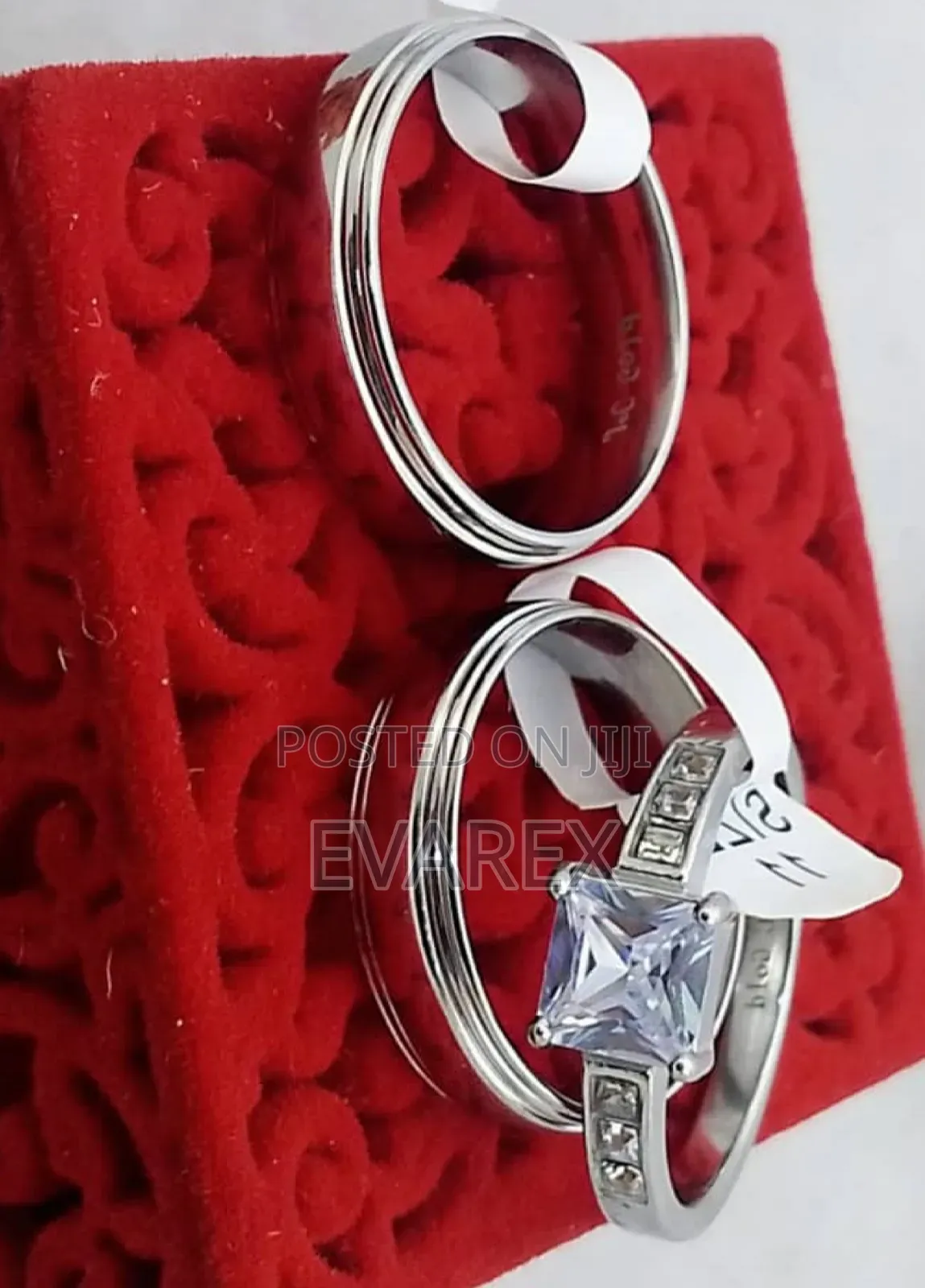 Eva-Silver Wedding/Engagement Ring Plain Set