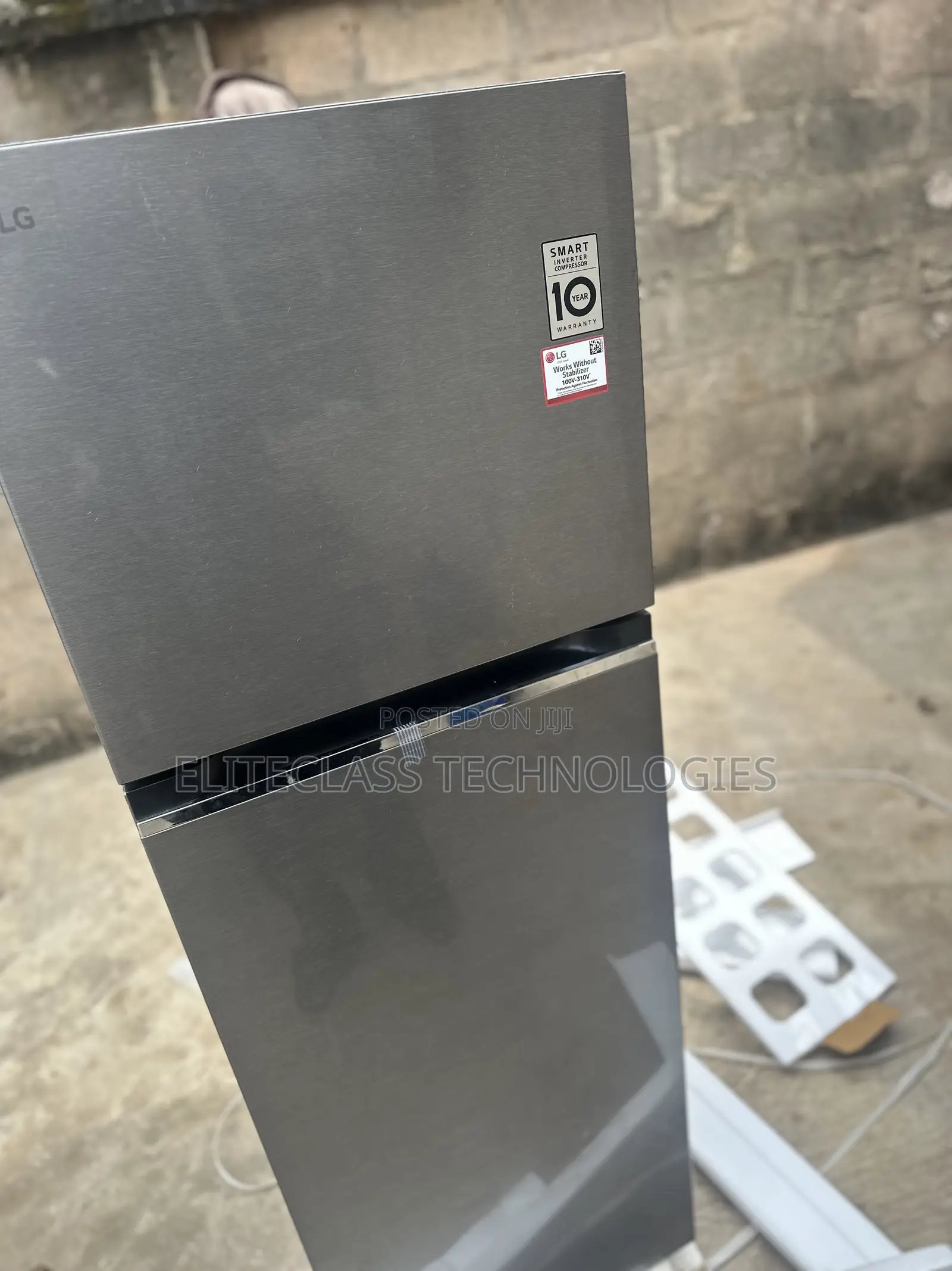 Long Lasting LG 266L Smart Inverter Double Door Refrigerator