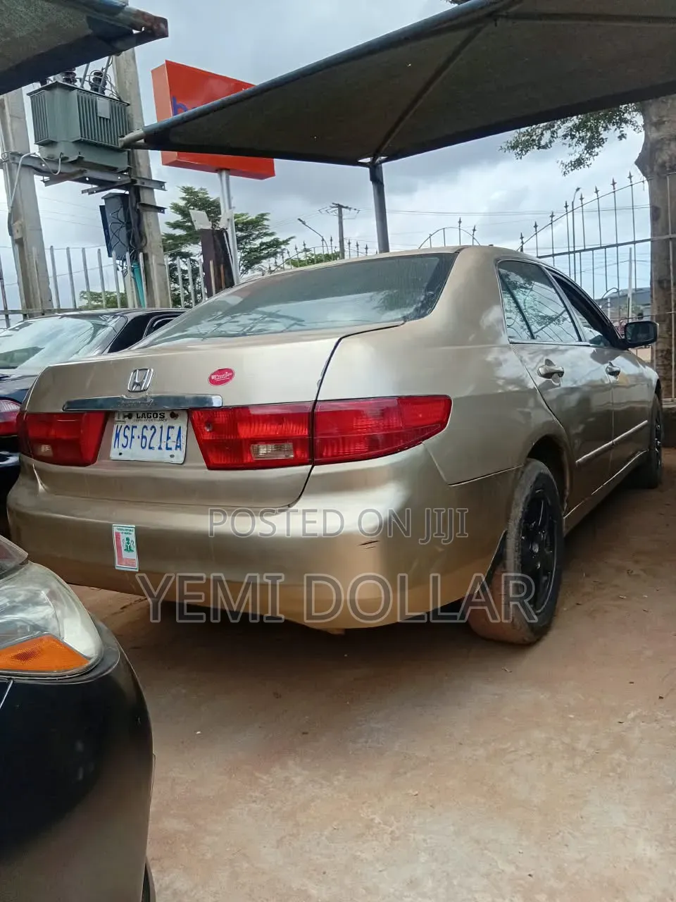 Honda Accord Coupe LX 2005 Gold