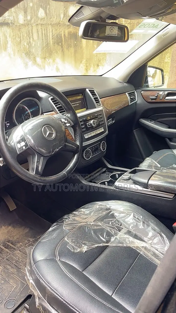 Mercedes-Benz M Class ML 350 4Matic 2013 Black