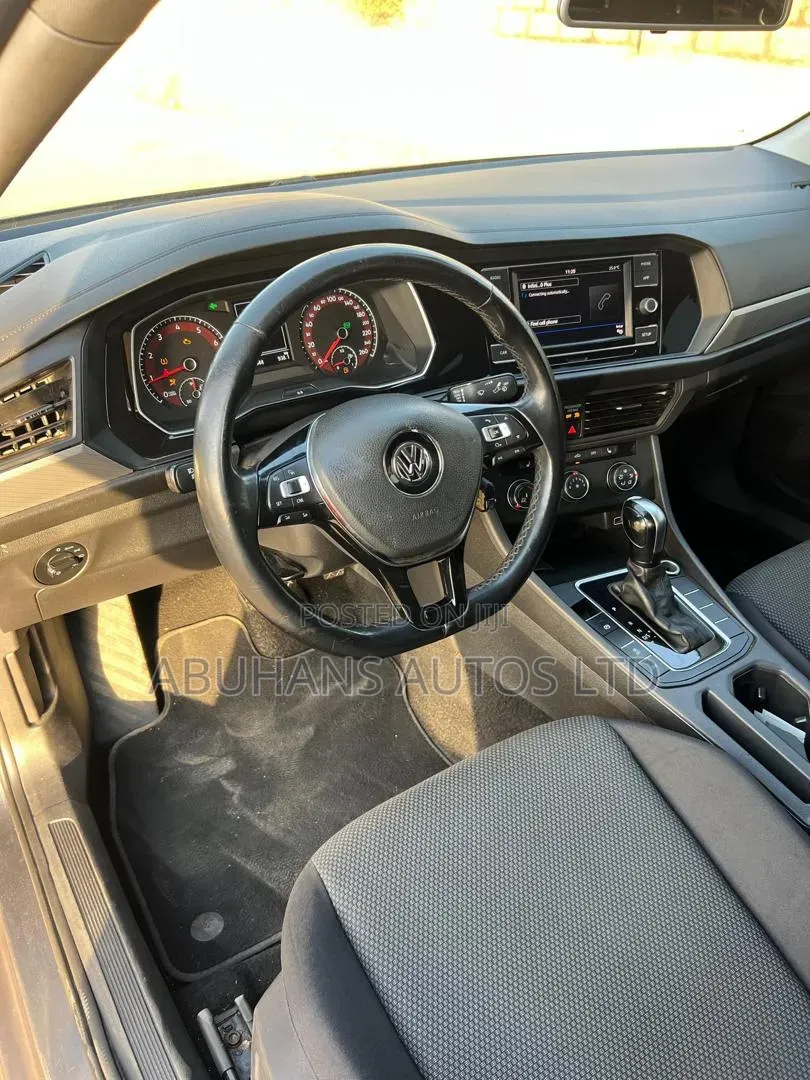 Volkswagen Jetta 2020 Gray