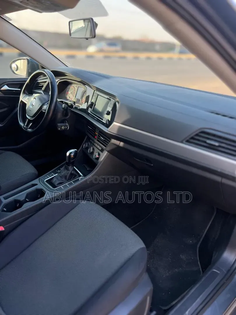 Volkswagen Jetta 2020 Gray