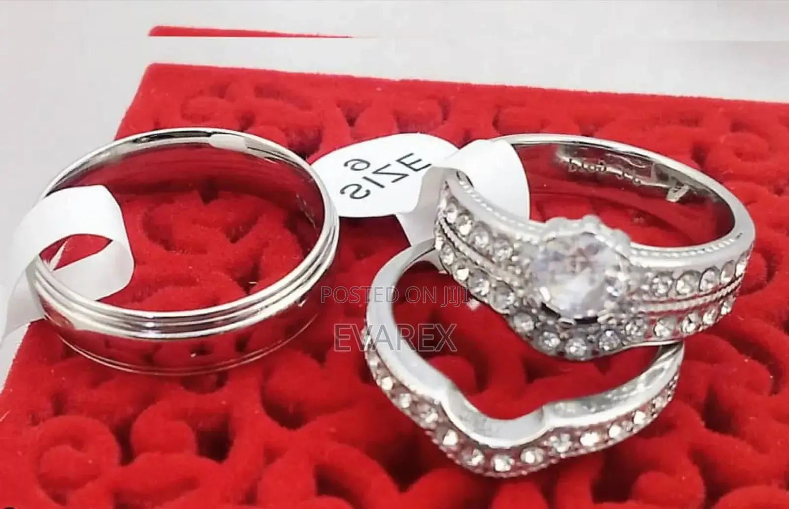 Eva-Silver Engagement & Wedding Ring Set With xStones.