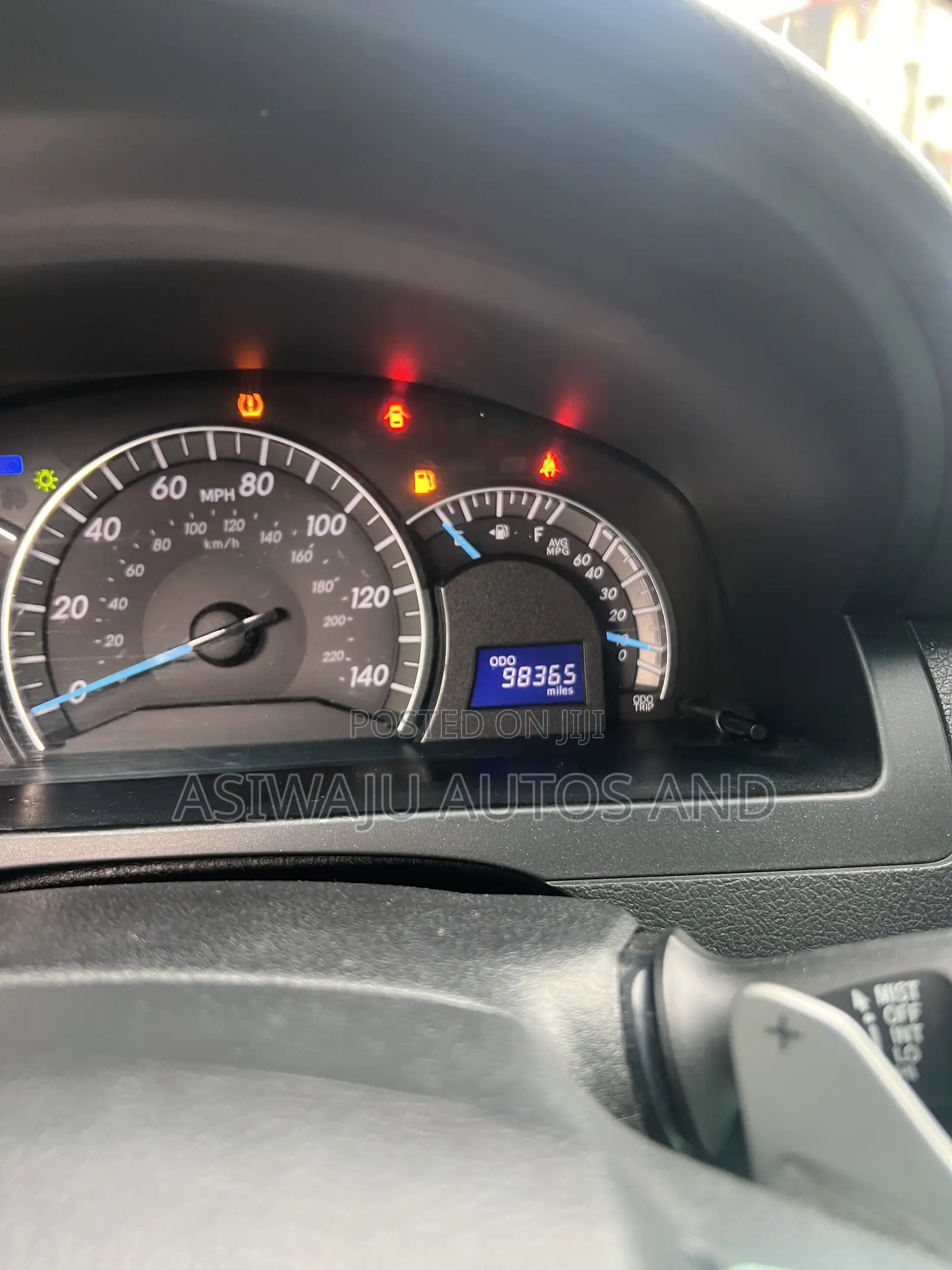 Toyota Camry SE 4dr Sedan (2.5L 4cyl 6A) 2013 Red
