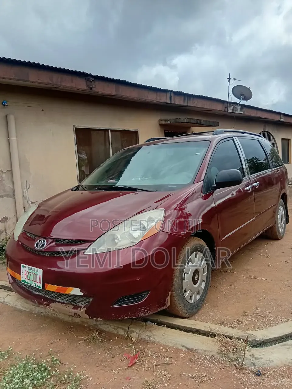 Toyota Sienna 2007 Red