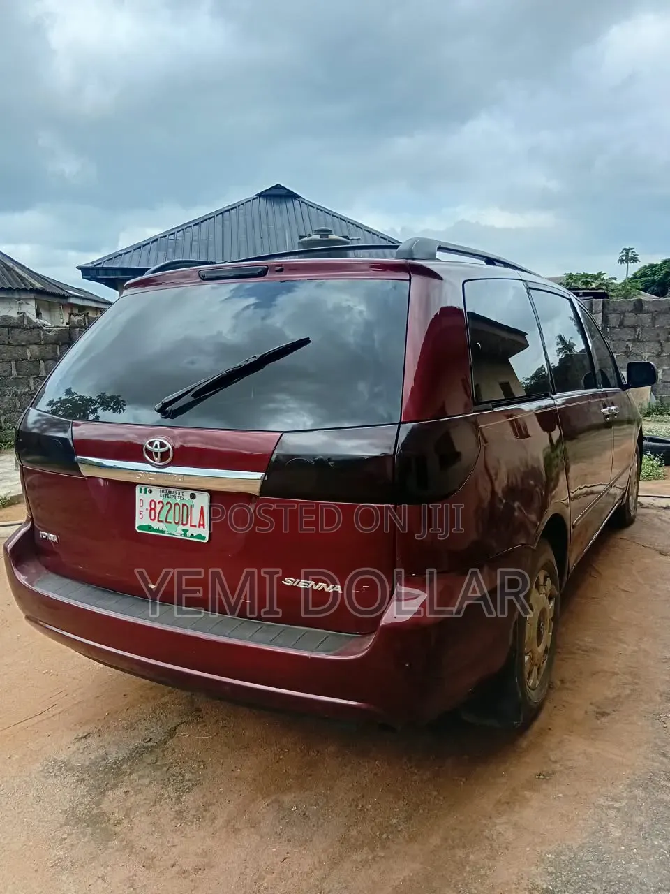Toyota Sienna 2007 Red