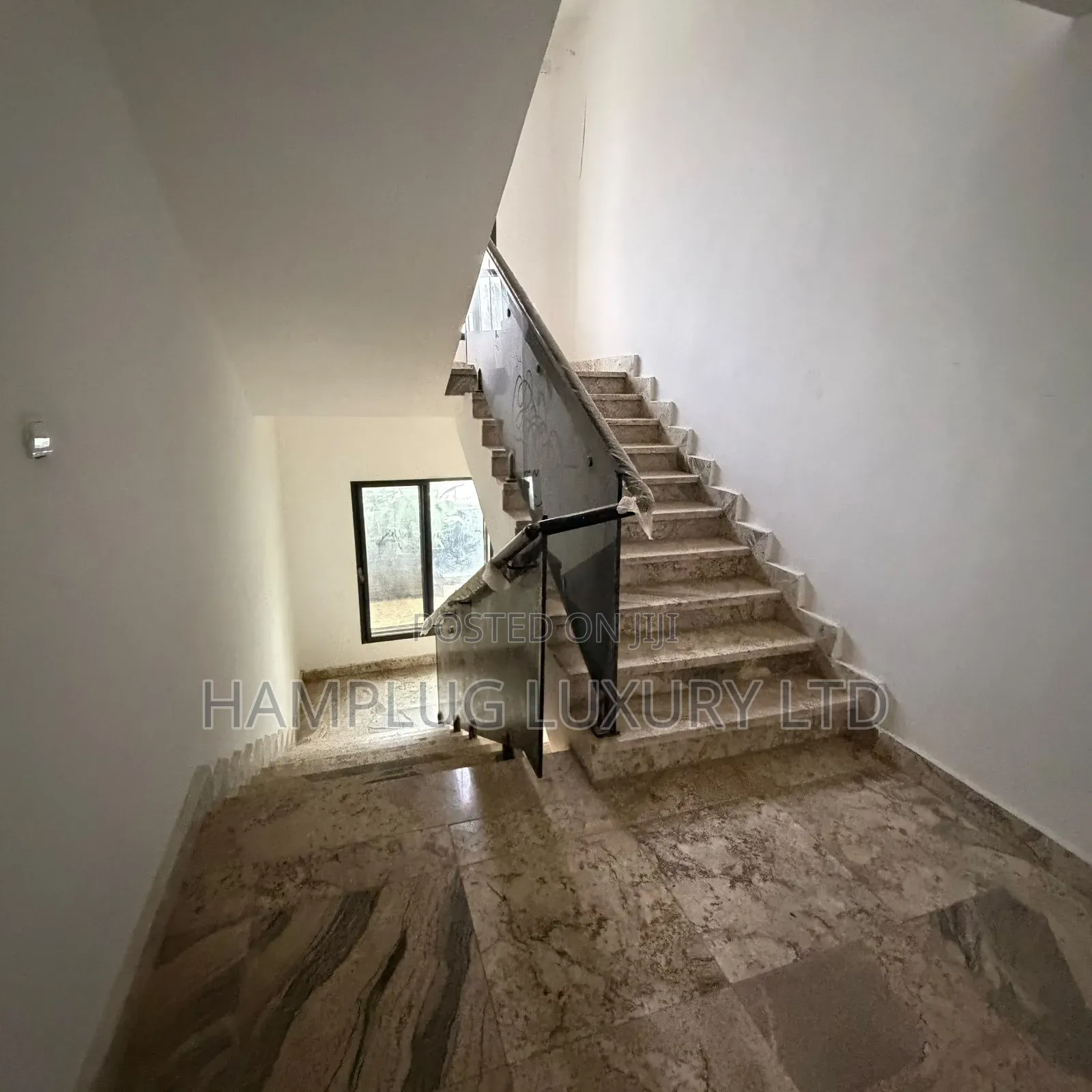 Furnished 3bdrm Block of Flats in Wuse Zone 4 for sale