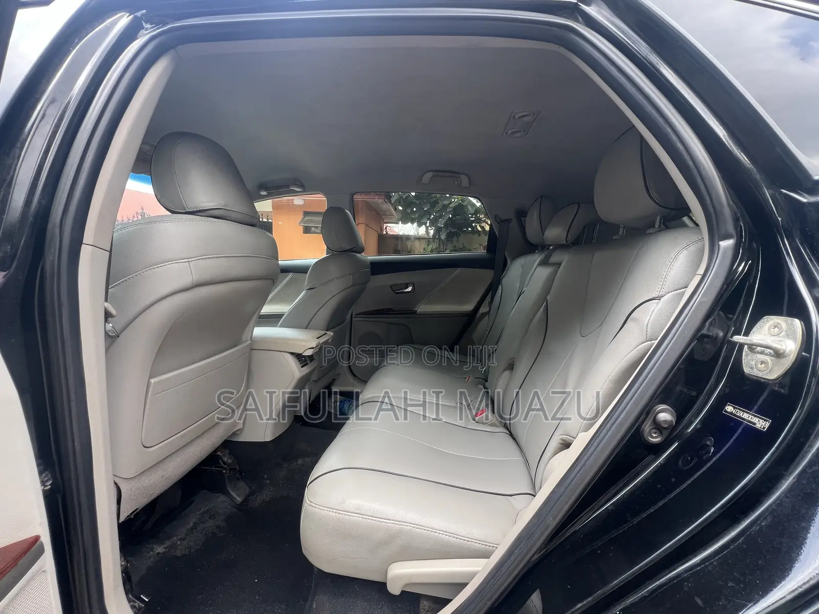 Toyota Venza LE 2012 Black