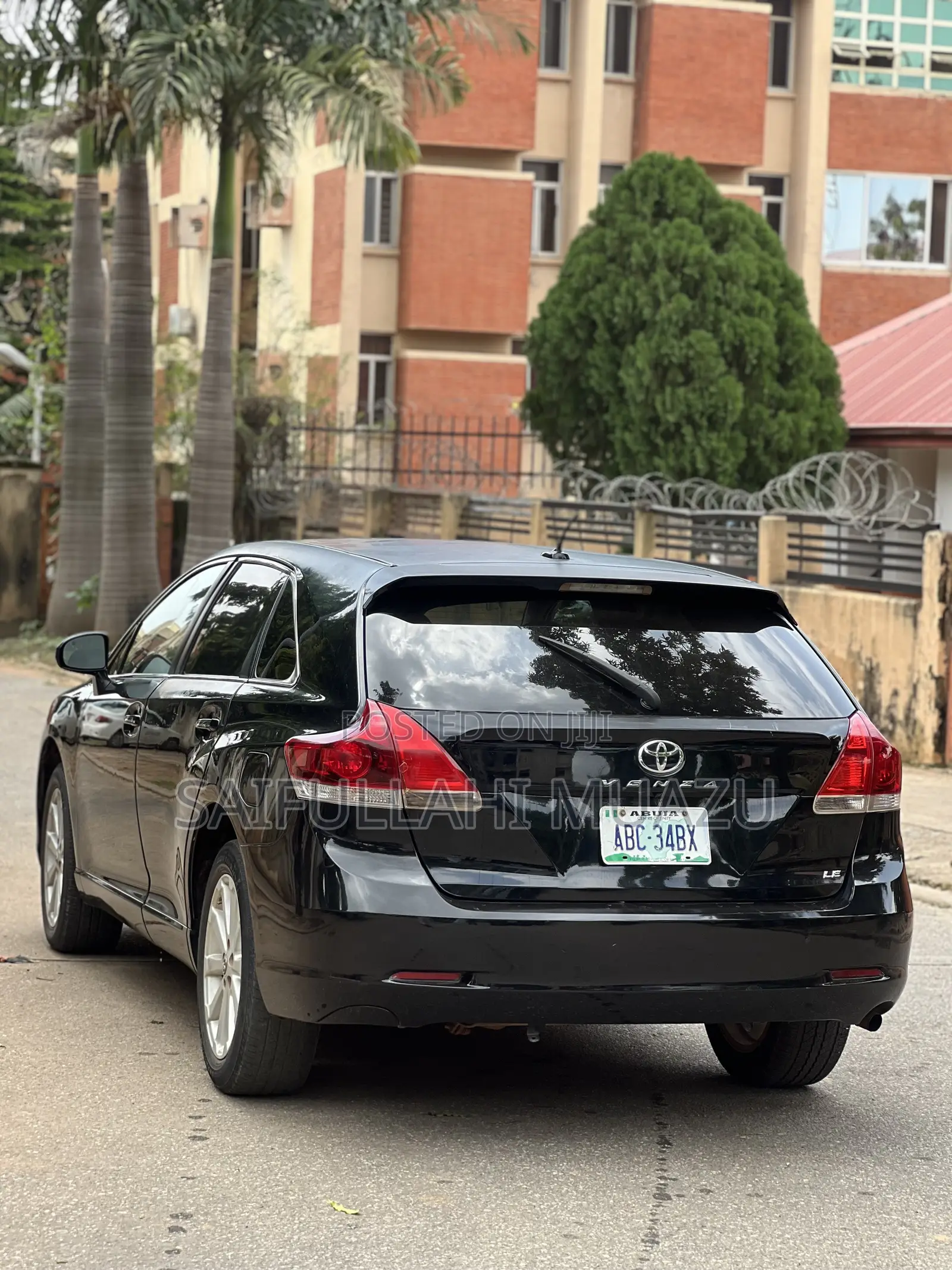 Toyota Venza LE 2012 Black