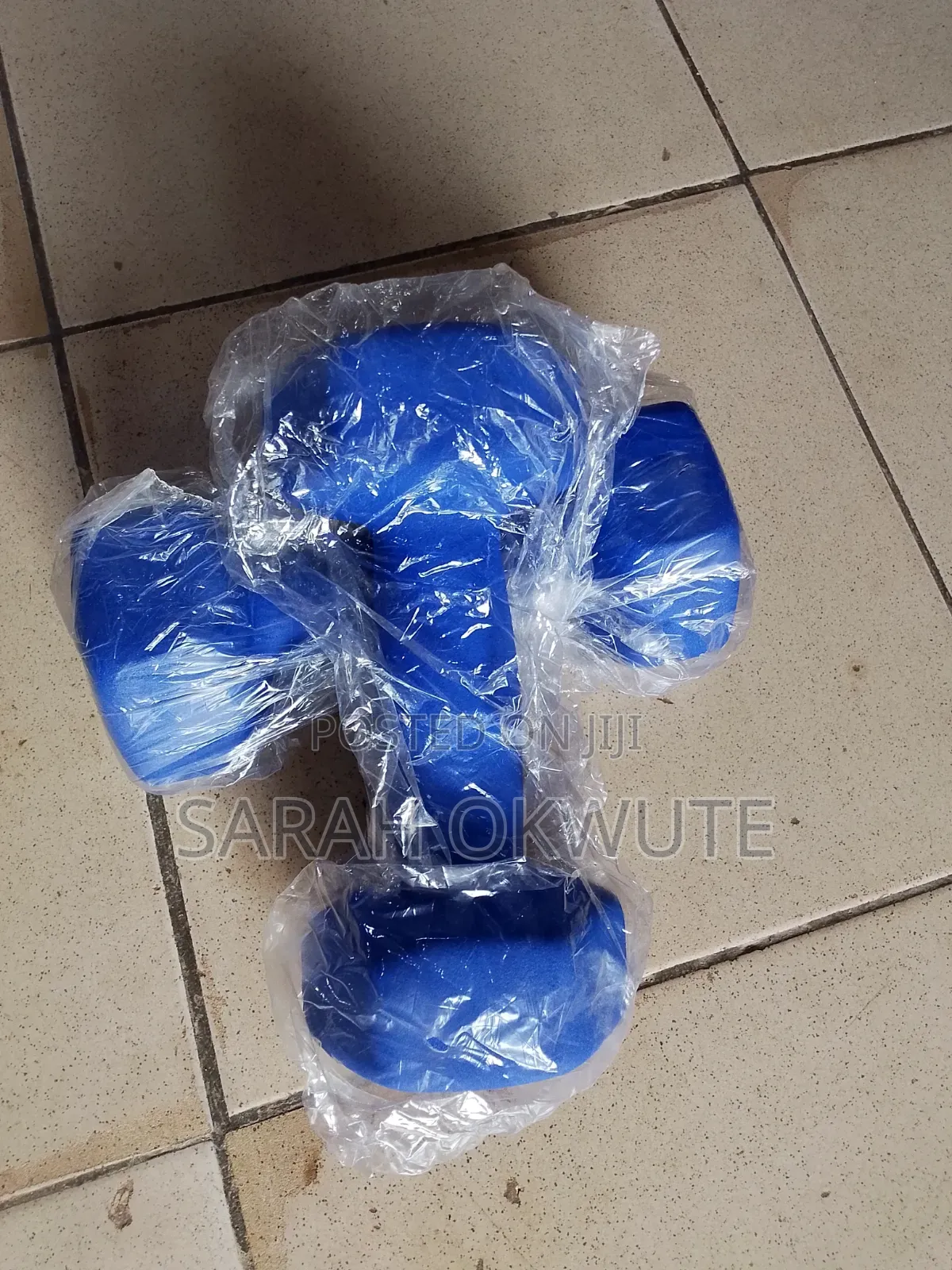 A Pair of 4kg Blue Hex Dumbbells