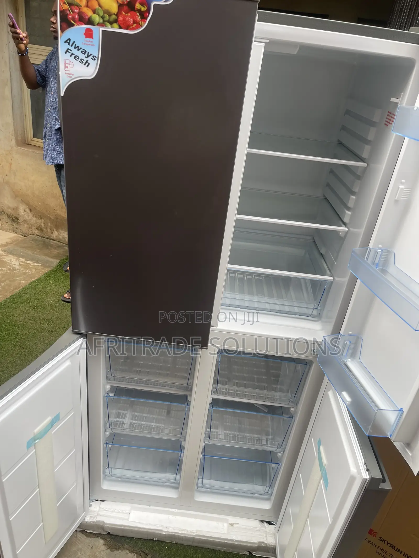 Skyrun BCD-450HC 450L Refrigerator for Organised Food Storage