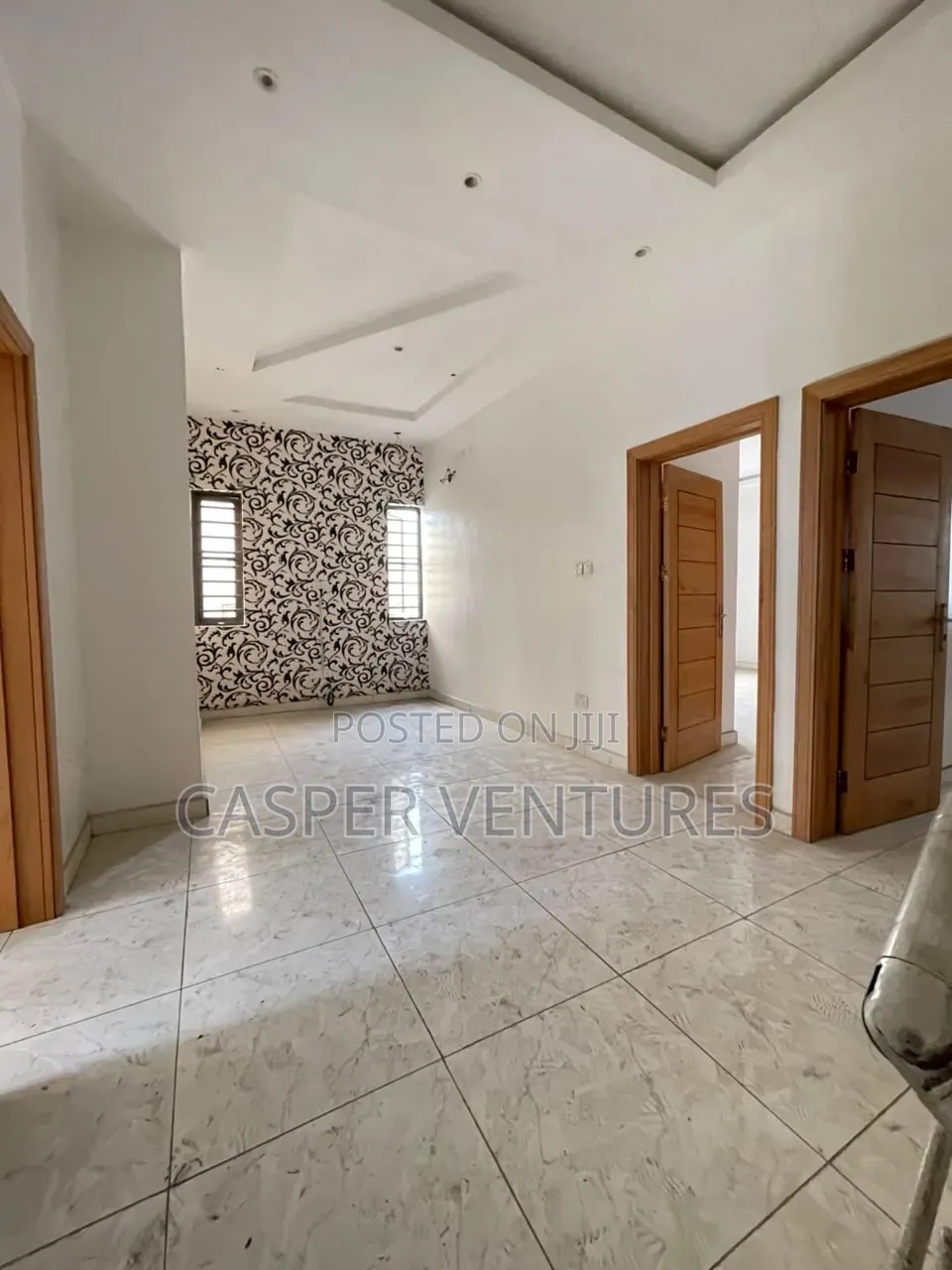 4bdrm Duplex in London for sale