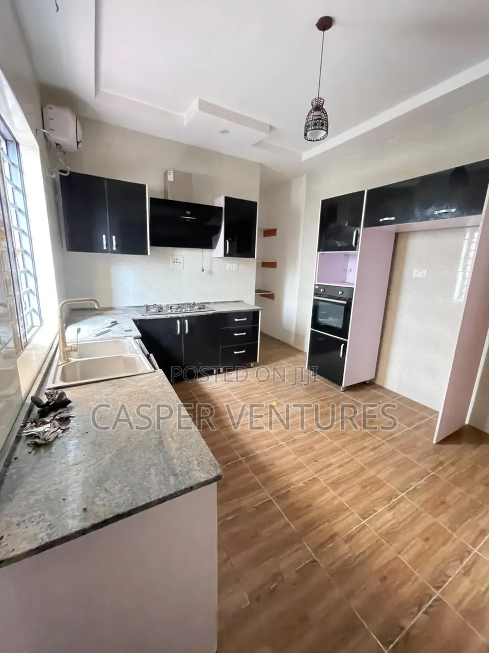 4bdrm Duplex in London for sale