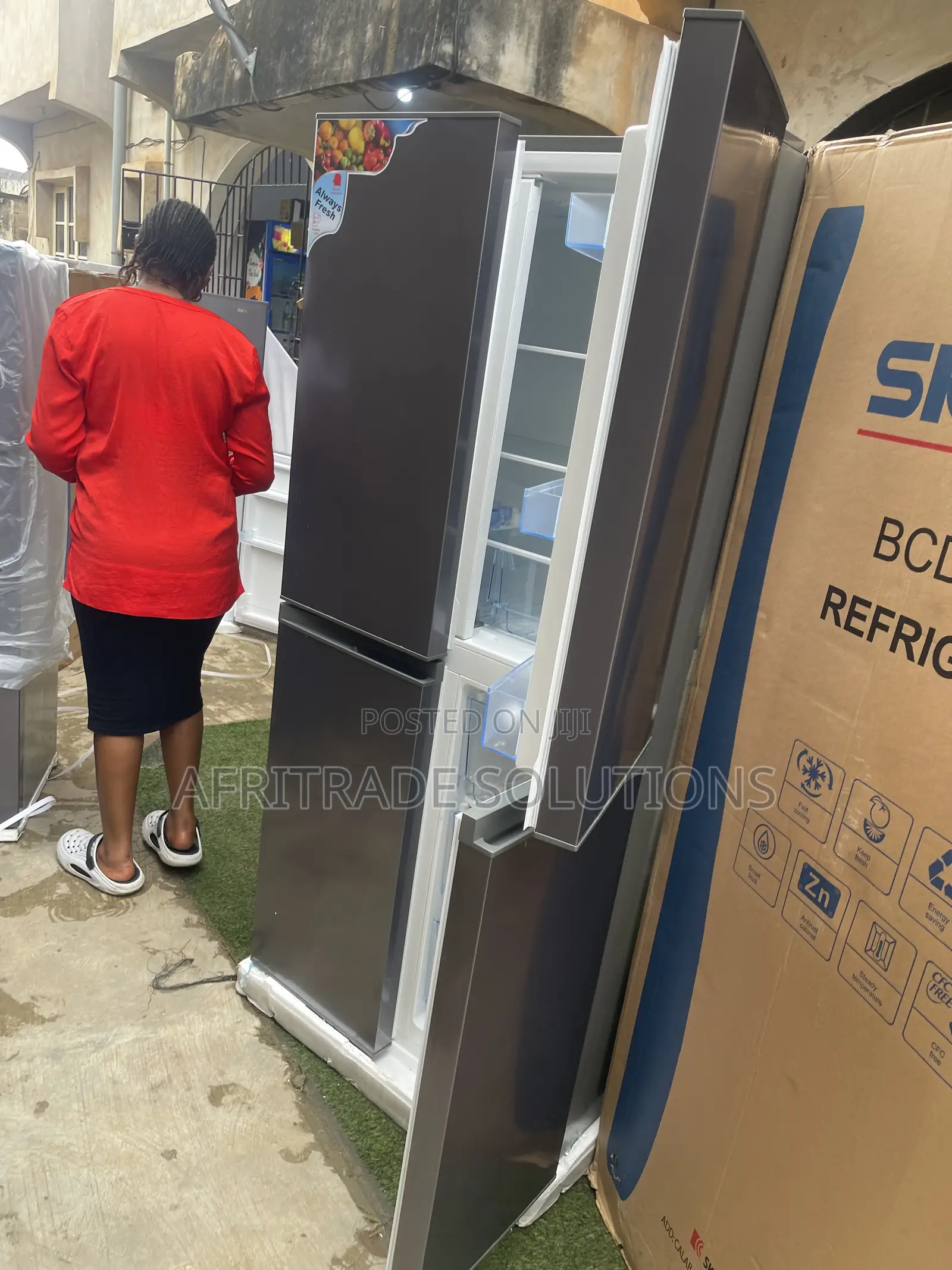 Skyrun Four-Door 450-Litre Refrigerator for Everyday Living