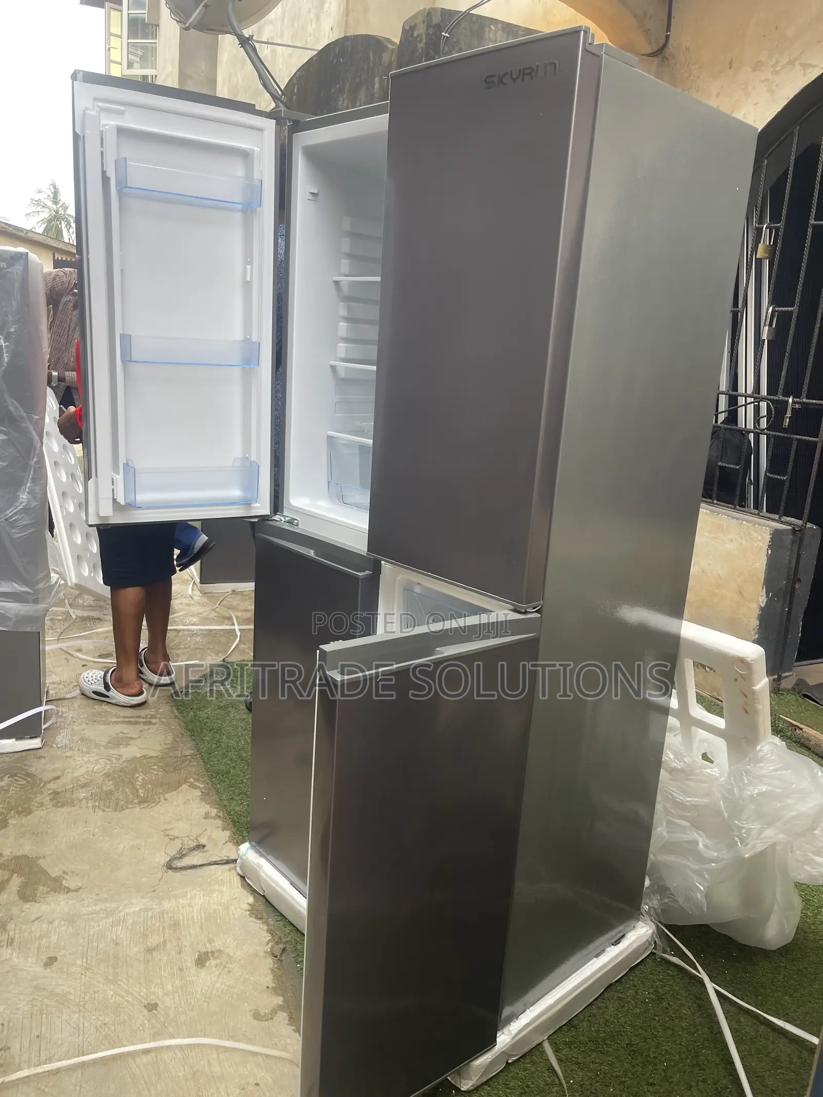 Skyrun 450-Litre 4-Door Fridge for Convenient Food Organisation