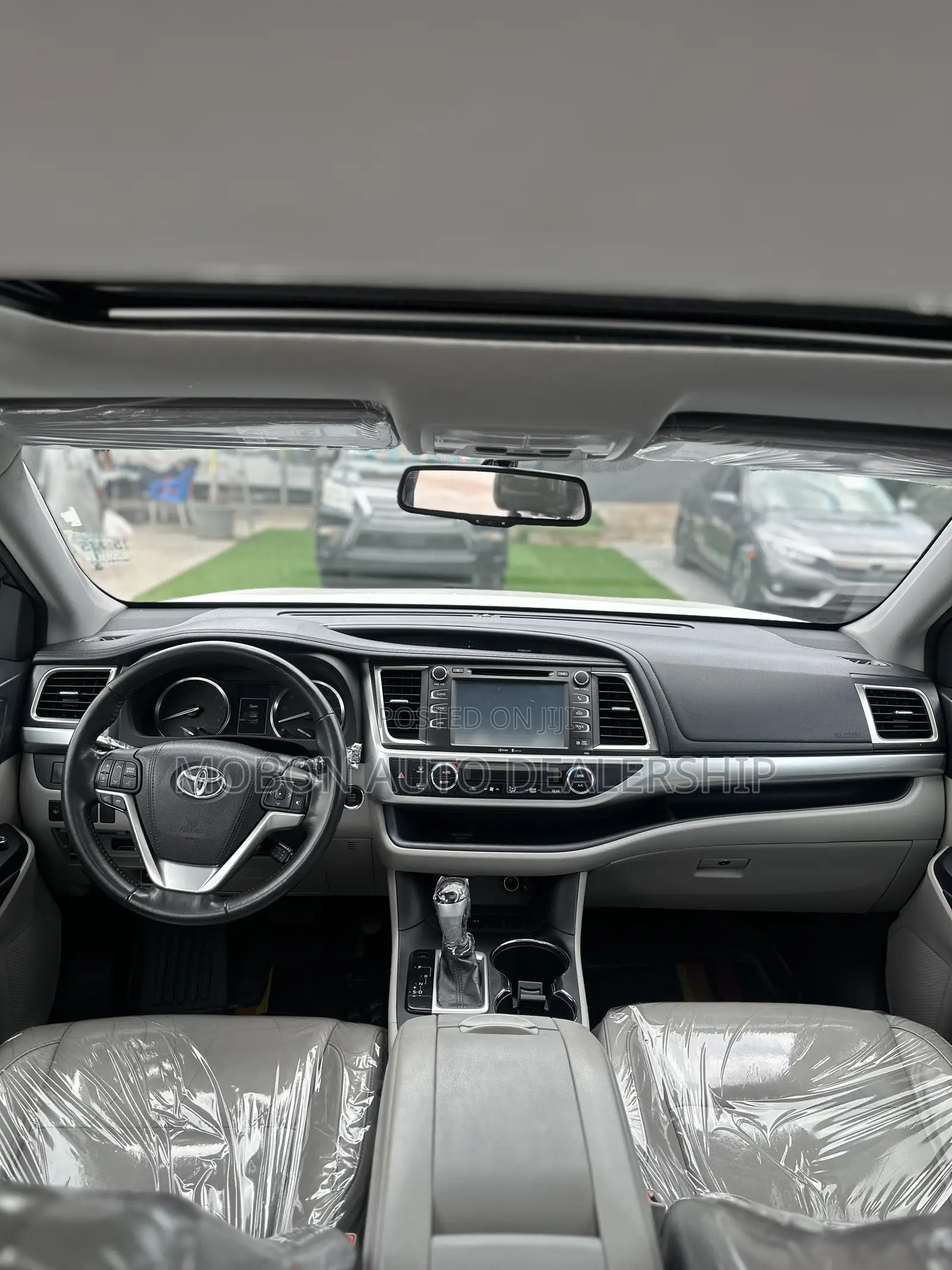 Toyota Highlander XLE 4dr SUV (3.5L 6cyl 6A) 2015 White