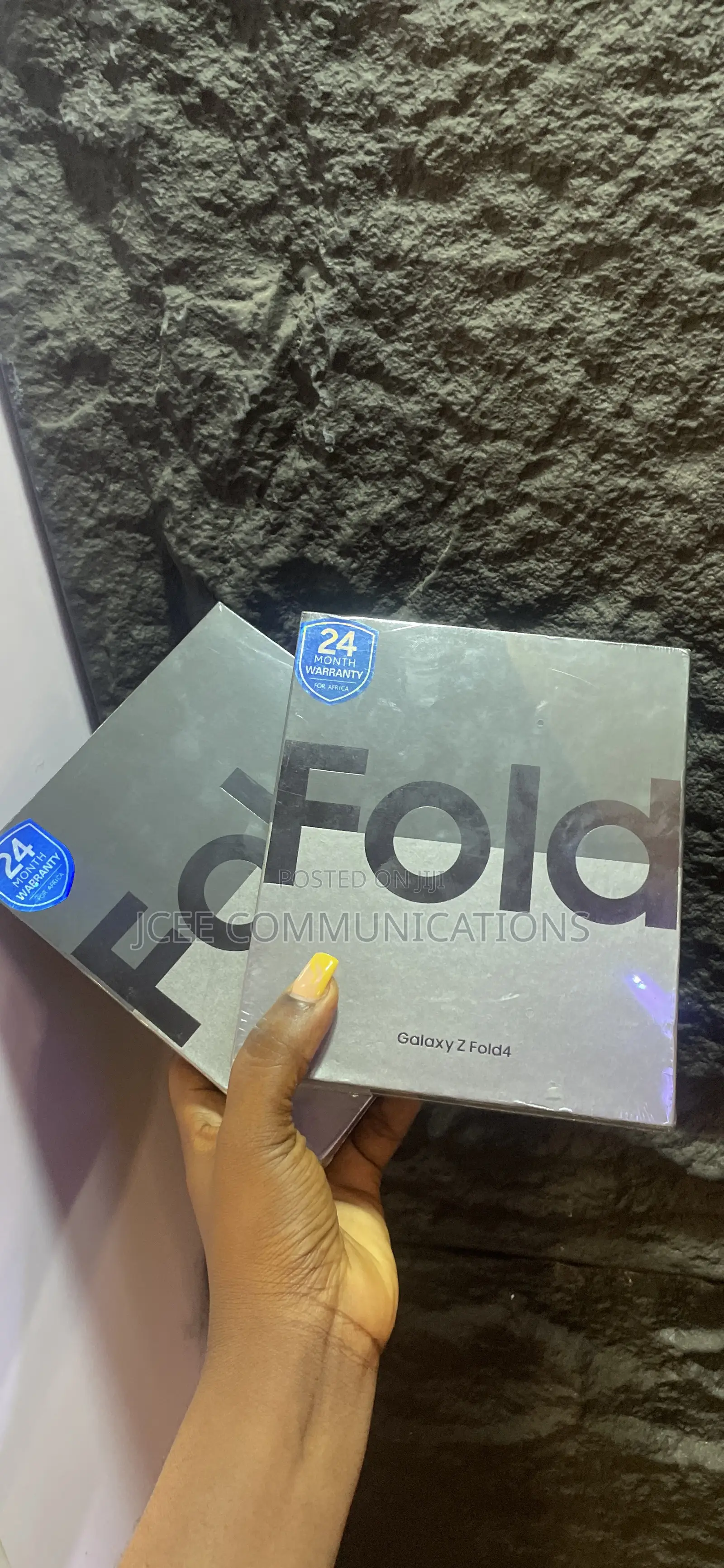 New Samsung Galaxy Z Fold4 256 GB Black