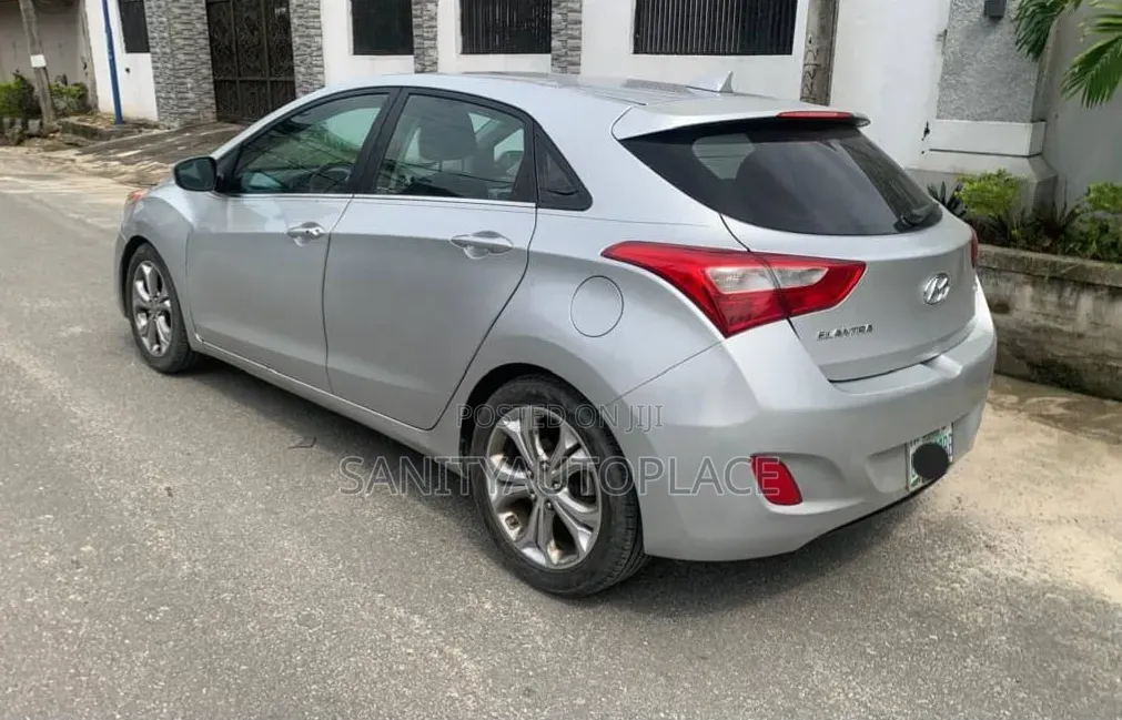 Hyundai Elantra GT 2013 Silver