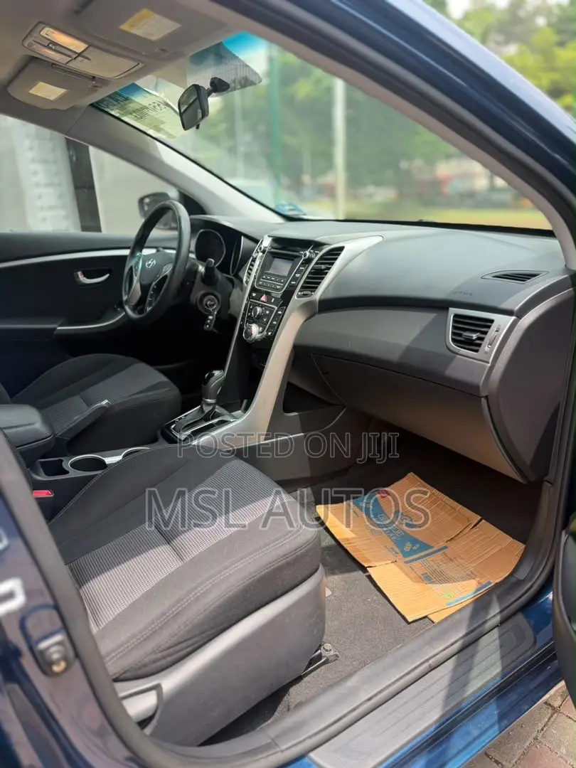 Hyundai Elantra Sport 4dr Sedan (2.0L 4cyl 6A) 2015 Blue