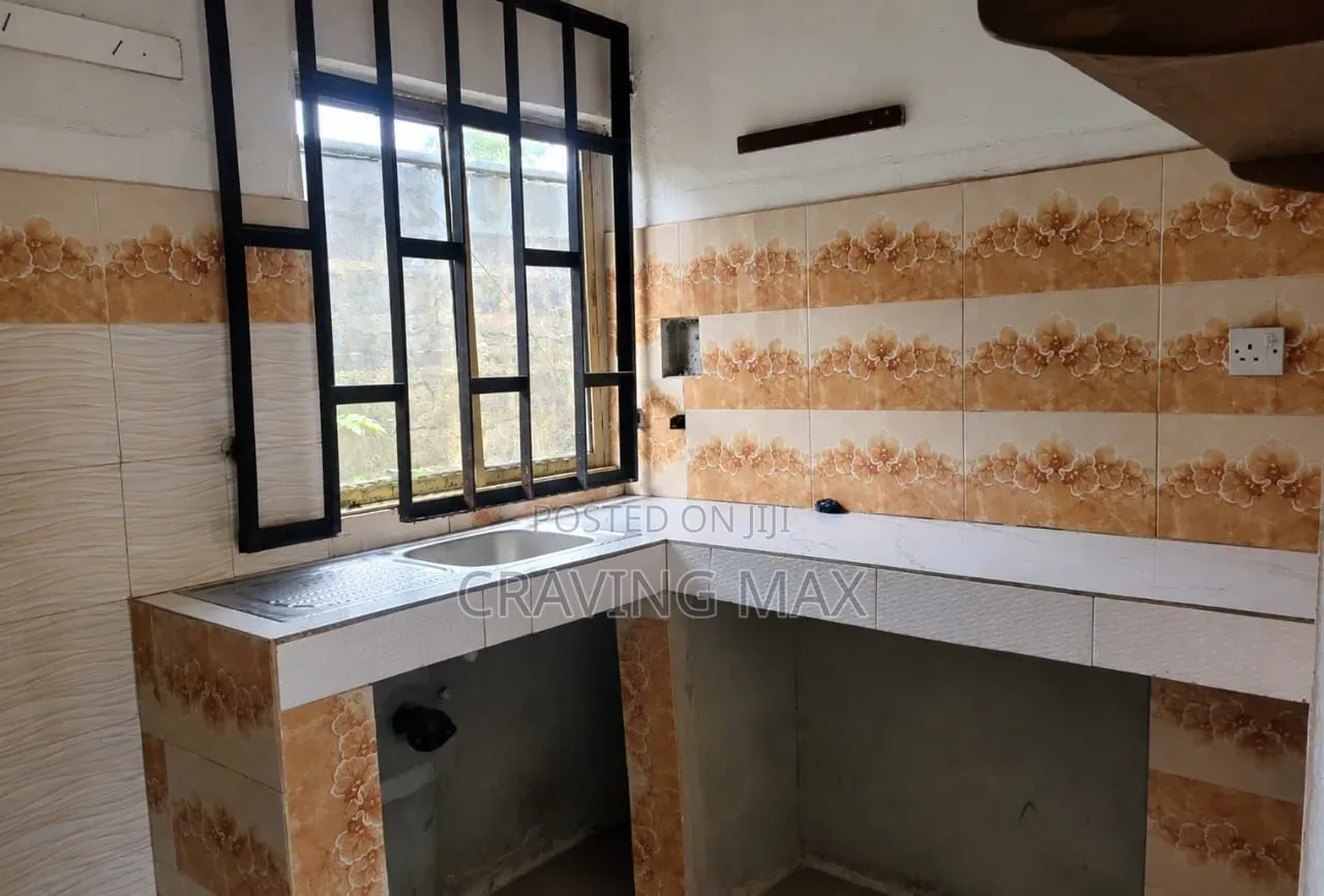 Mini Flat in Agege., Pen Cinema for rent