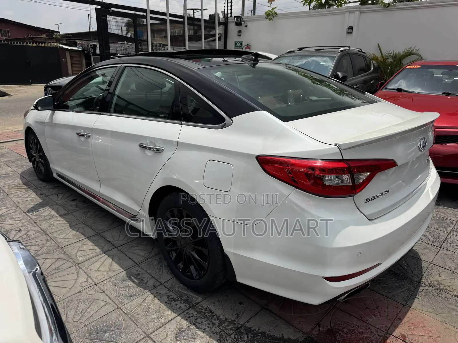 Hyundai Sonata Limited w/Brown Leather 4dr Sedan (2.4L 4cyl 6A) 2015