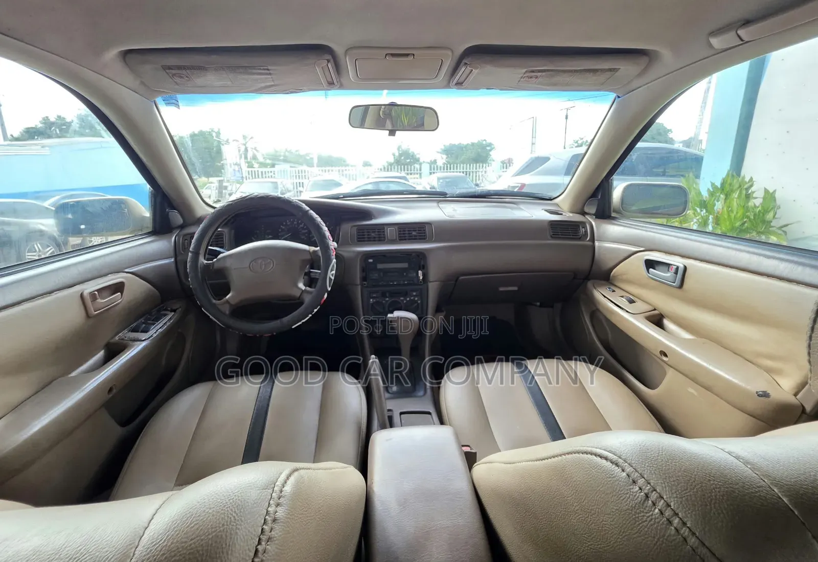 Toyota Camry Automatic 1999 Gold