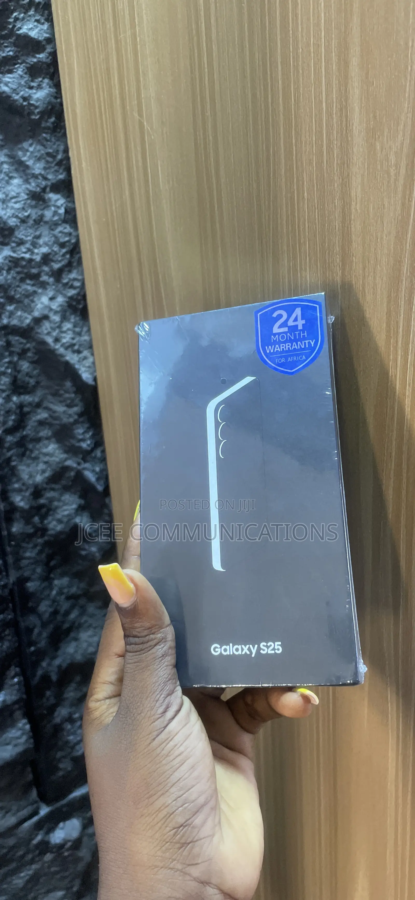 New Samsung Galaxy S25 256 GB Gray