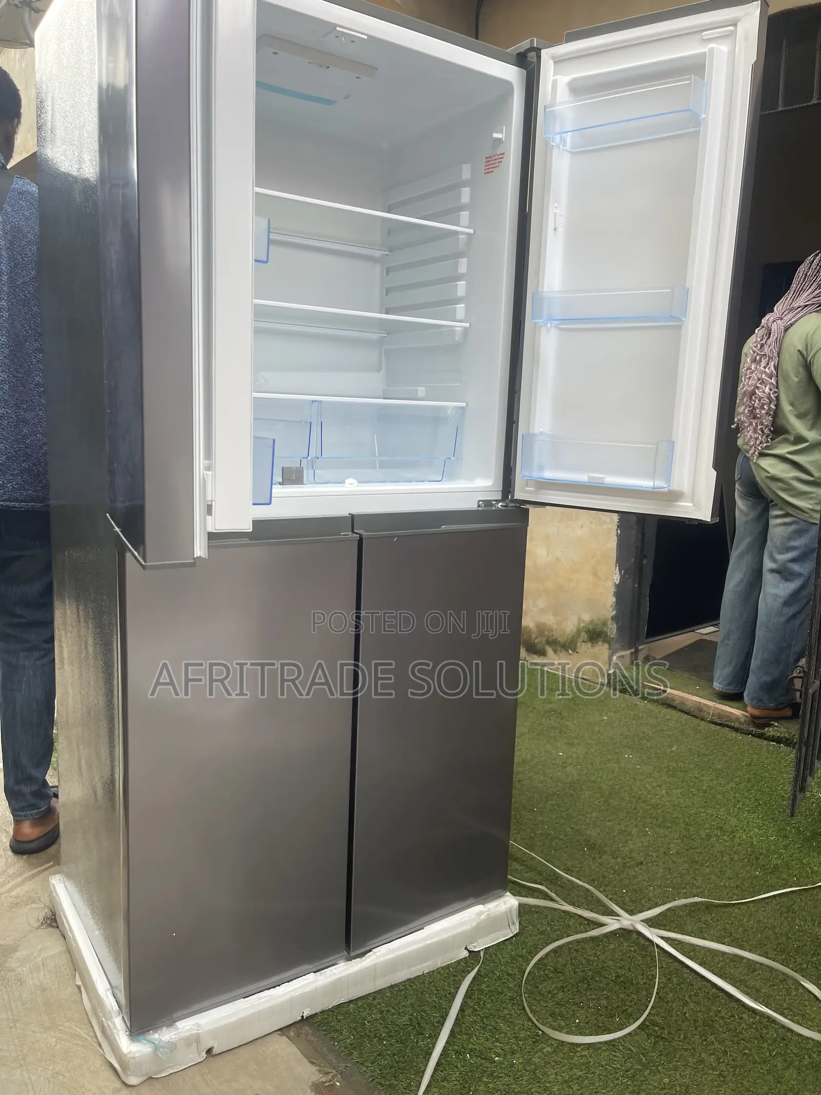 Skyrun BCD-450HC 450L Refrigerator for Better Food Organisation